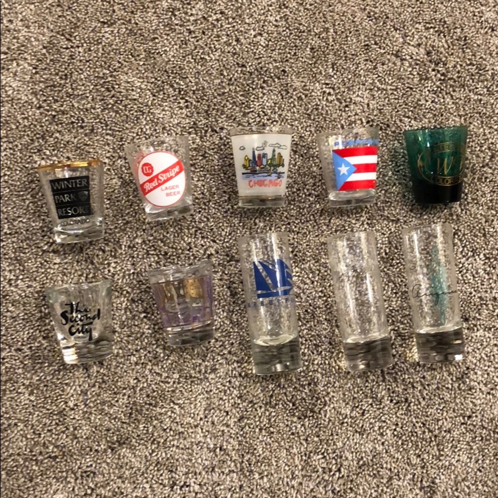 👗10 shot glasses different sizes